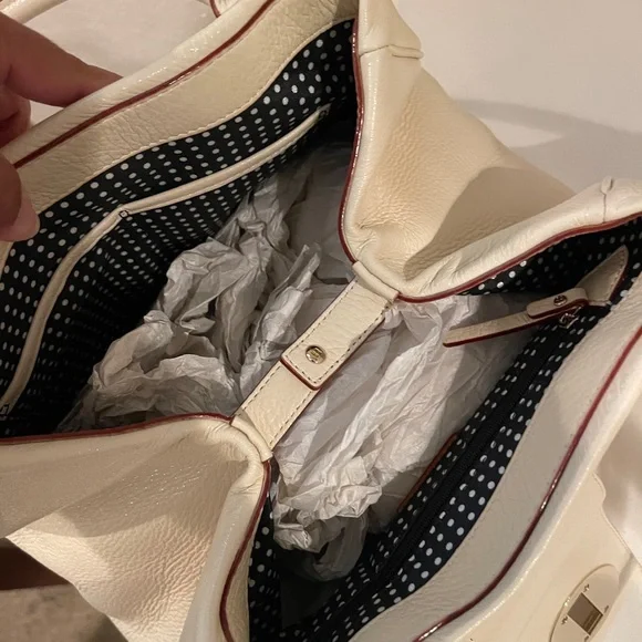 Kate Spade Purse - Picture 2 of 3